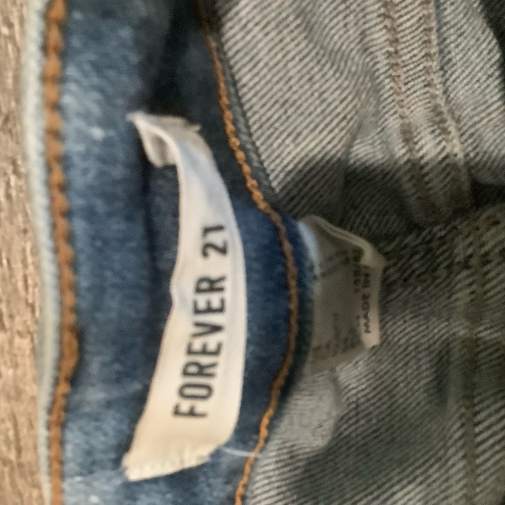 Forever 21 Light Blue Straight Leg Jeans - Picture 4 of 9
